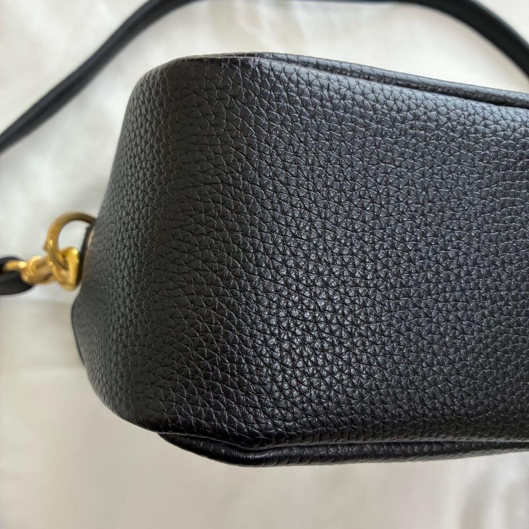 Tory Burch トリーバーチ ペリーポンべ カメラバッグ ショルダーバッグ Tory Burch トリーバーチ ペリーポンべ カメラバッグ ショルダーバッグ