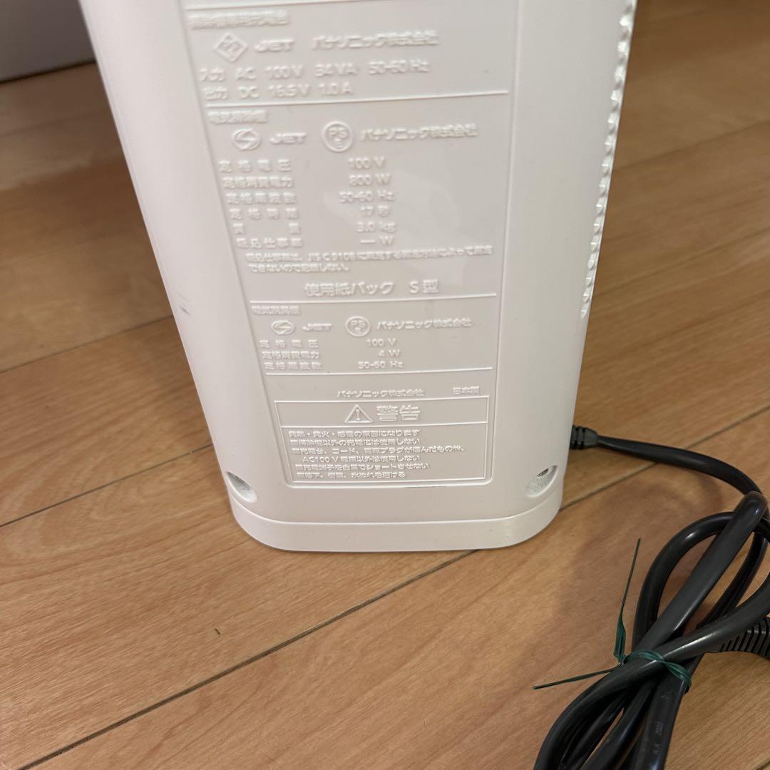 Panasonic MC-NS10K コードレス掃除機 2022年製