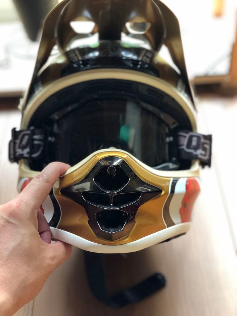 春の新作続々SHOEI ショウエイ ヘルメット オフロード 100%ゴール