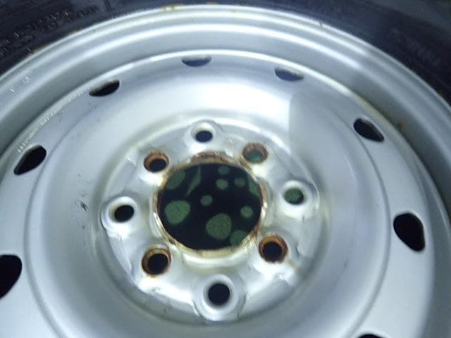 B779【送料無料】スタッドレスタイヤ 165R13 4本セット B779【送料無料】スタッドレスタイヤ 165R13 4本セット