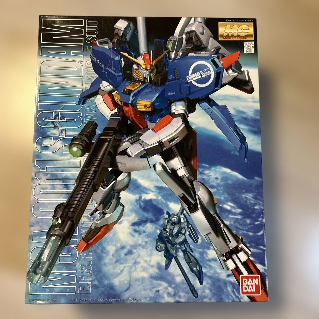 BANDAI Sガンダム　MG