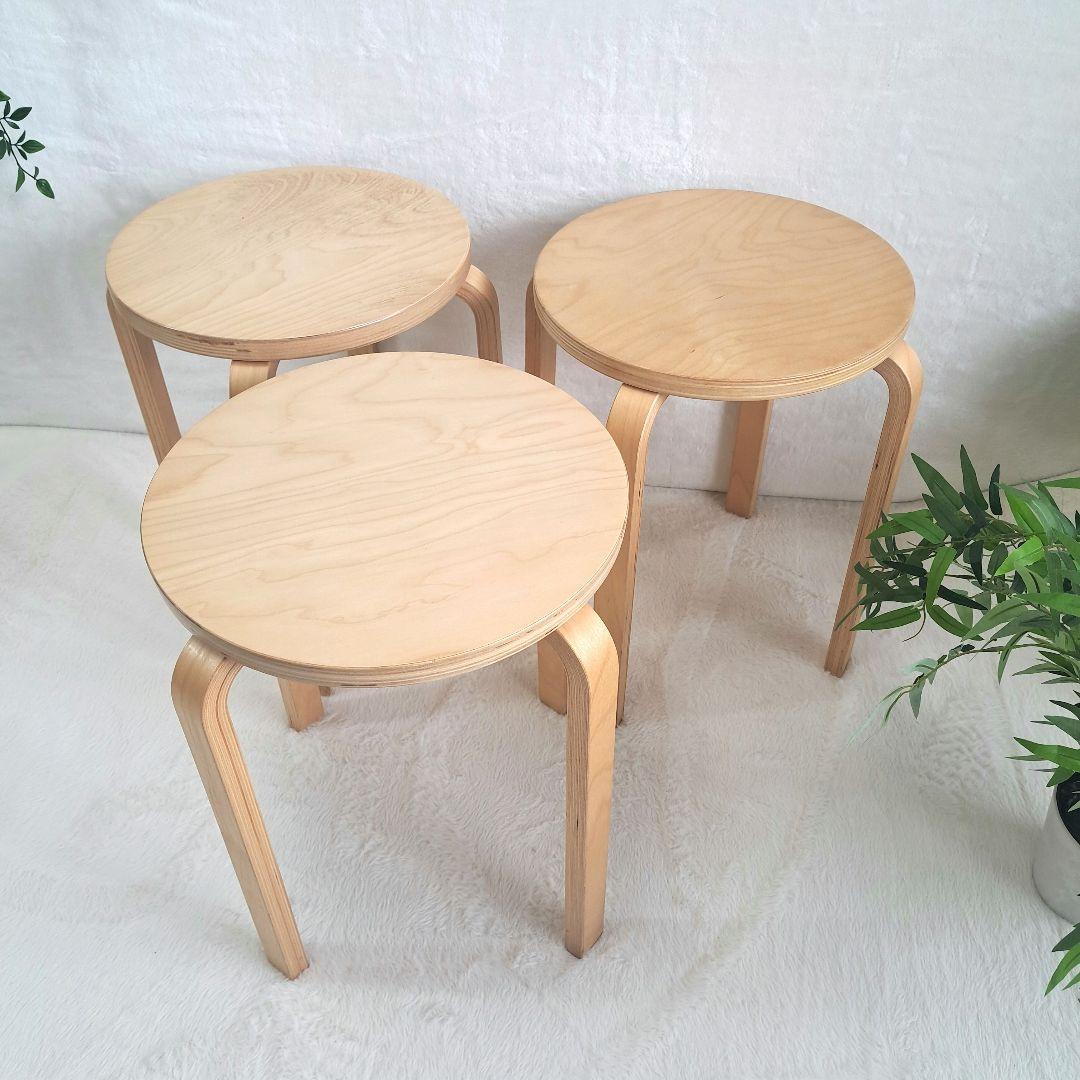 c. IKEA イケア　FROSTA フロスタ　スツール　4脚セット　廃盤品 b. IKEA イケア FROSTA フロスタ スツール 3脚セット 廃盤品