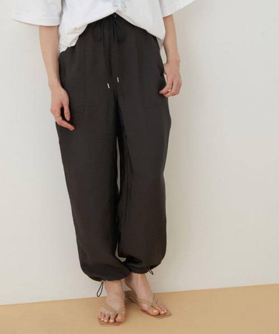 ADAM ET ROPÉ FEMMEアダムエロペ ナイロンドロストイージーパンツパンツ