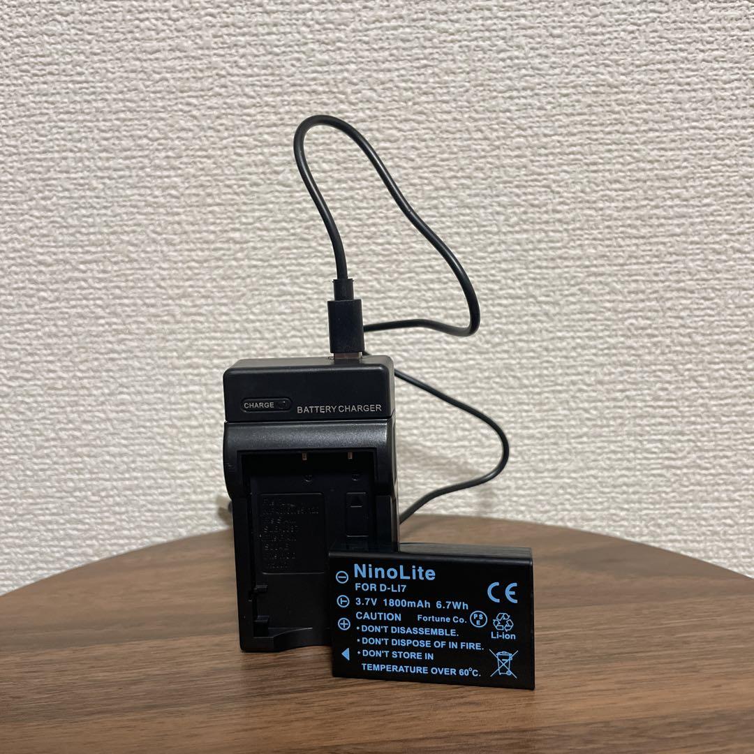 【オールドコンデジ】 FUJIFILM FinePix F10