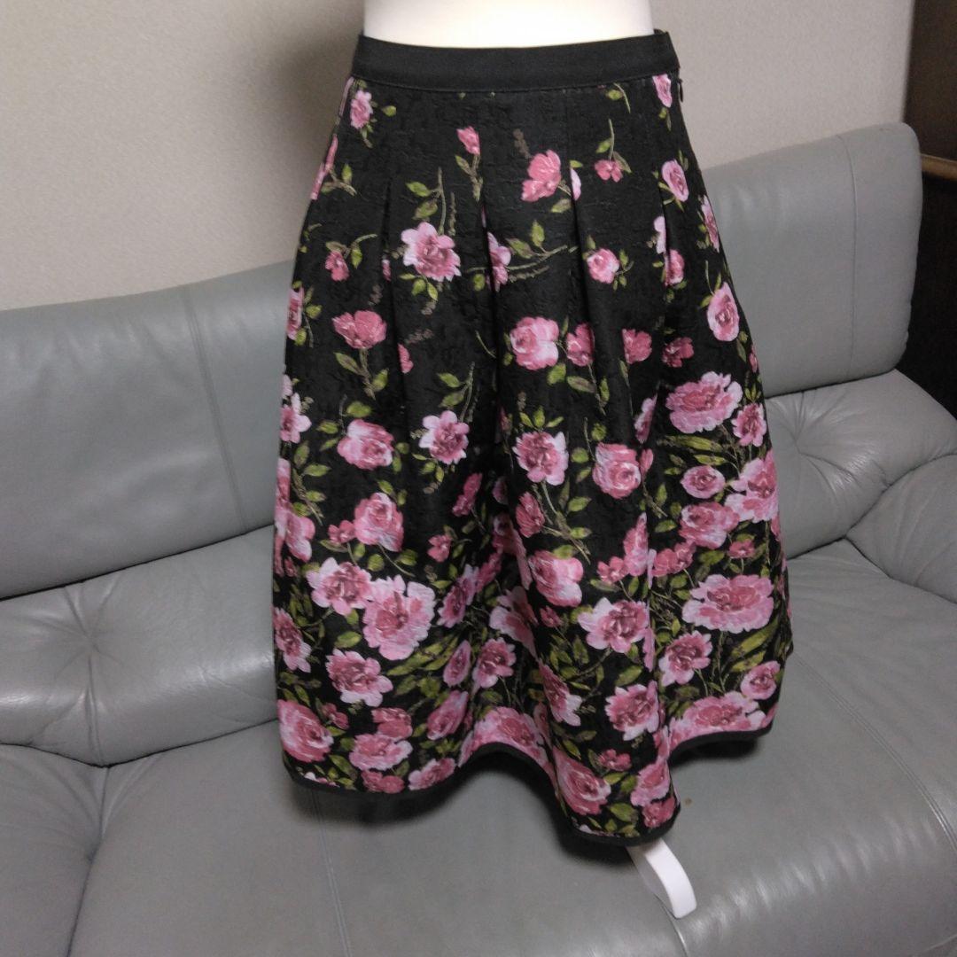 ご専用エムズグレイシー40素敵な薔薇柄スカート