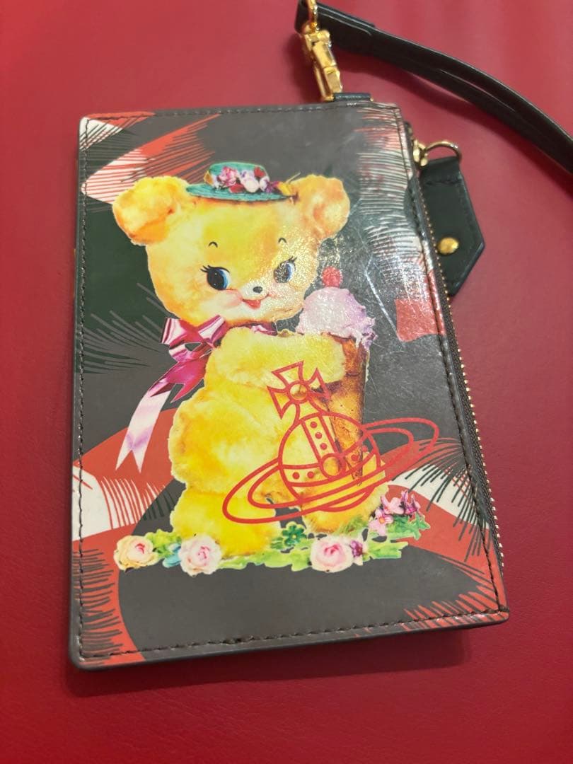 Vivienne Westwood クマのキャラクター パスケース