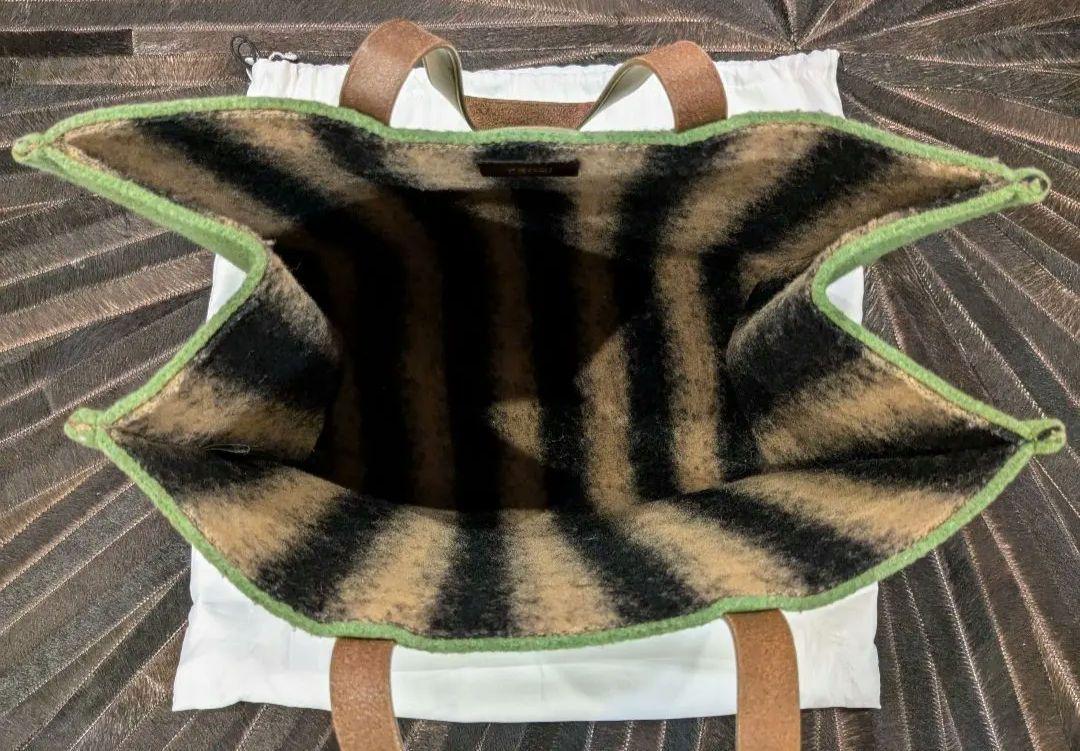 FENDI グリーン トートバッグ 保存袋付き