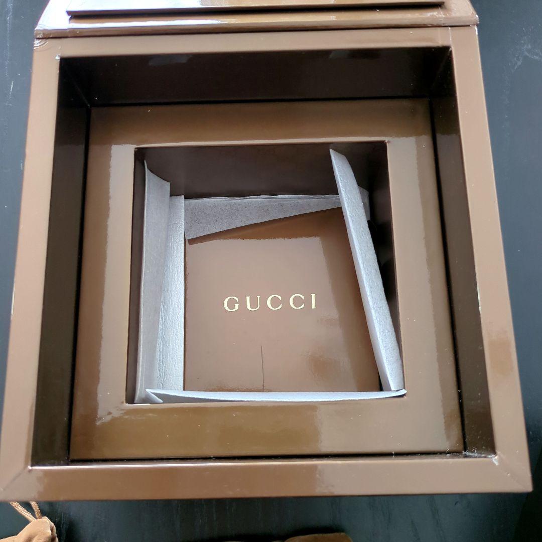 GUCCI グッチ腕時計レディース　トルナヴォーニ ■ 美品 ■　取説付属品あり