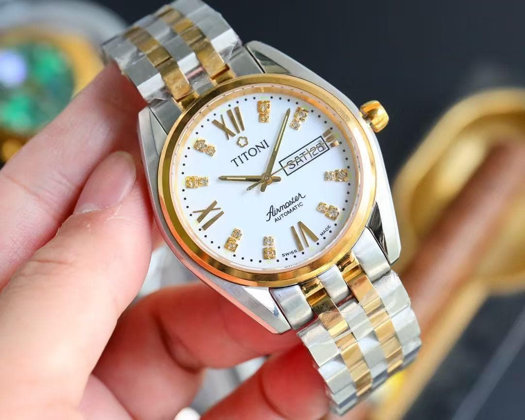 TITONI 自動巻き時計 ホワイトダイヤル