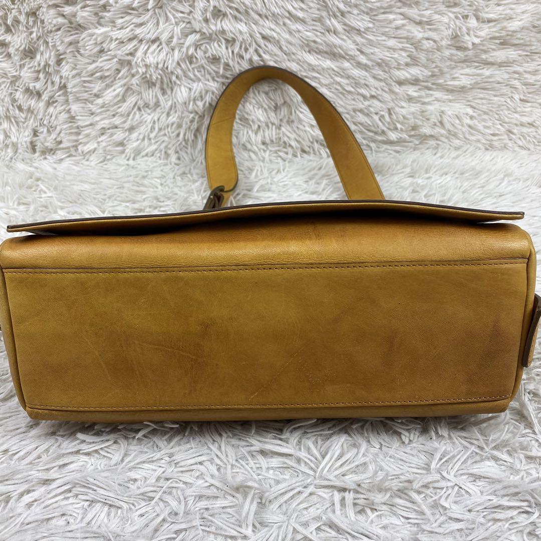 土屋鞄 ガジェット ツール BOX レザー ショルダー カメラバッ