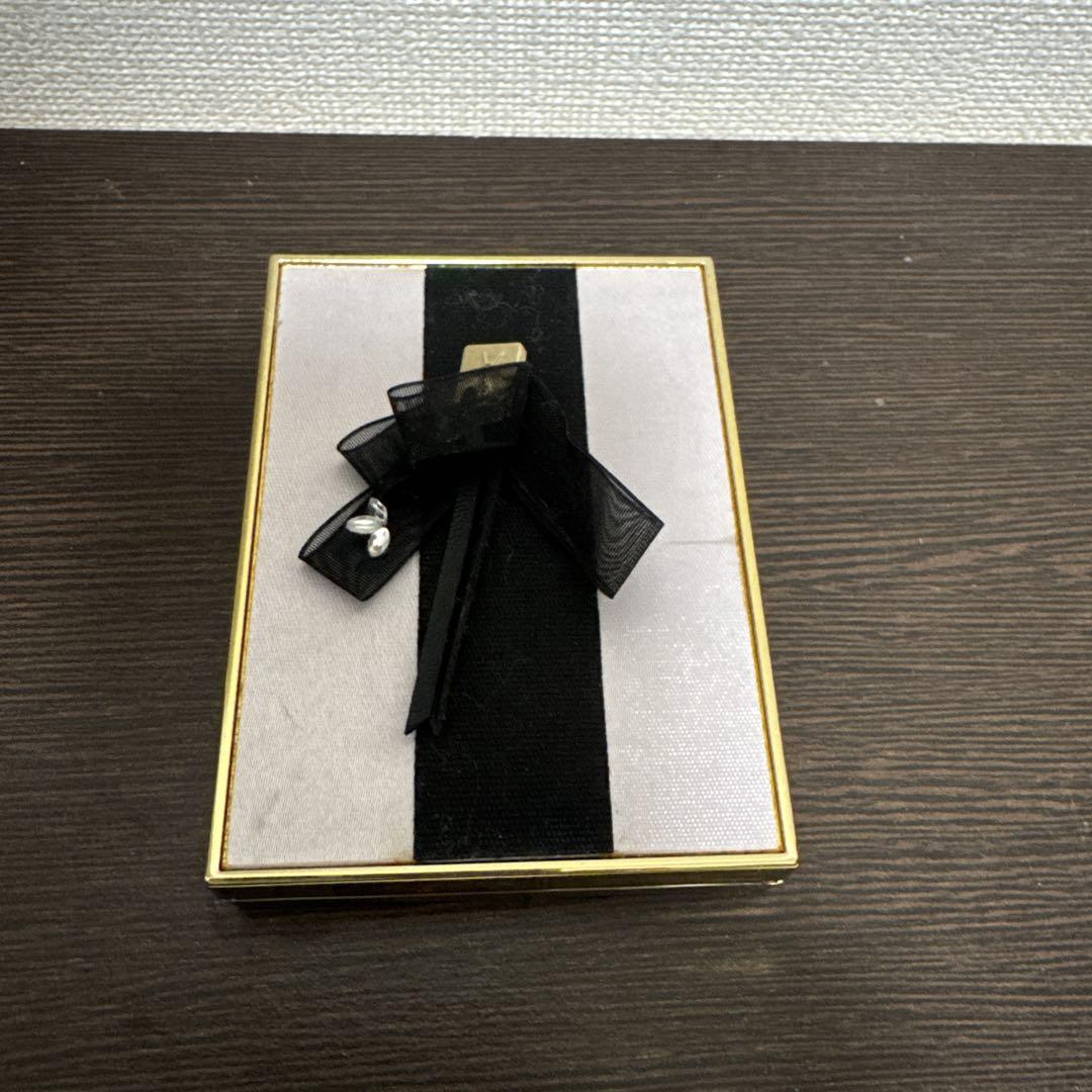 YSL フェイスパレット モン パリ フローラル 9g