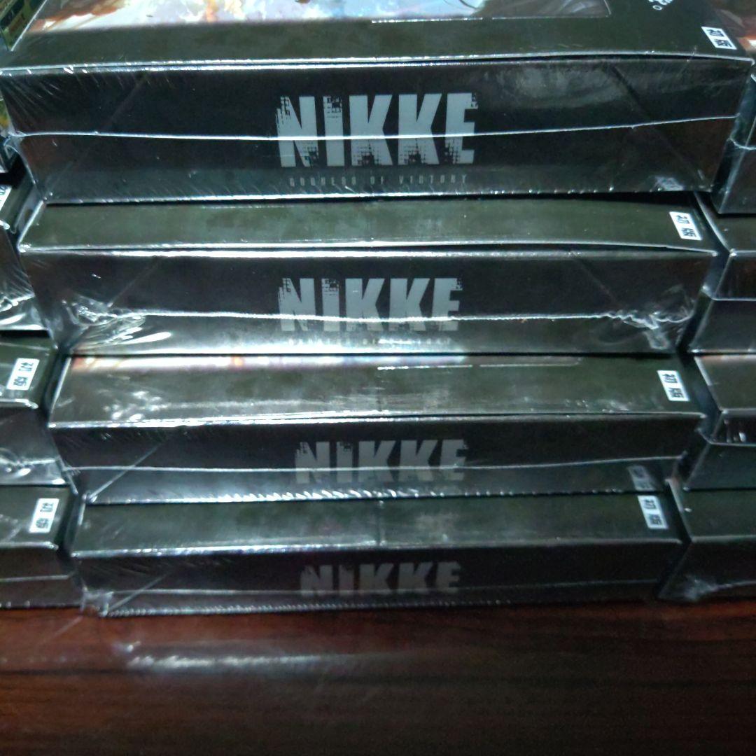 ヴァイスシュヴァルツ　勝利の女神：NIKKE　12box　シュリンク付き