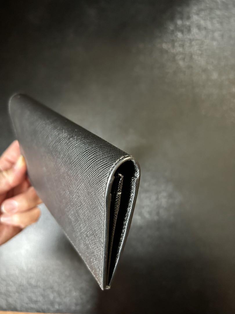 PRADA グレー レザー 長財布