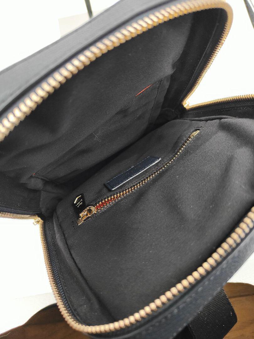 美品】ポールスミス シグネチャー マルチストライプ ボディバッグ