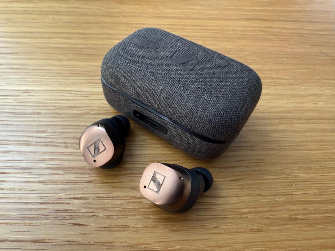 イヤホン momentum true wireless 4