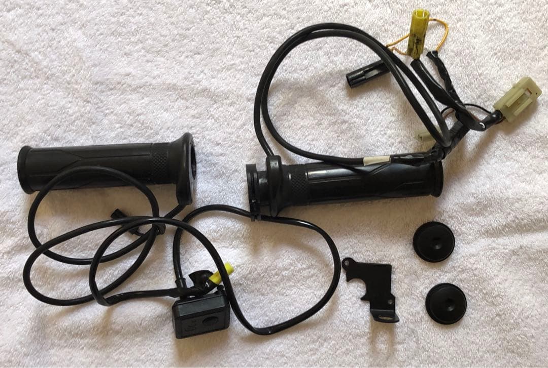 Y’S GEAR YAMAHA 純正 グリップウォーマー 360 C ヒーター Y’S GEAR YAMAHA 純正 グリップウォーマー 360 C ヒーター