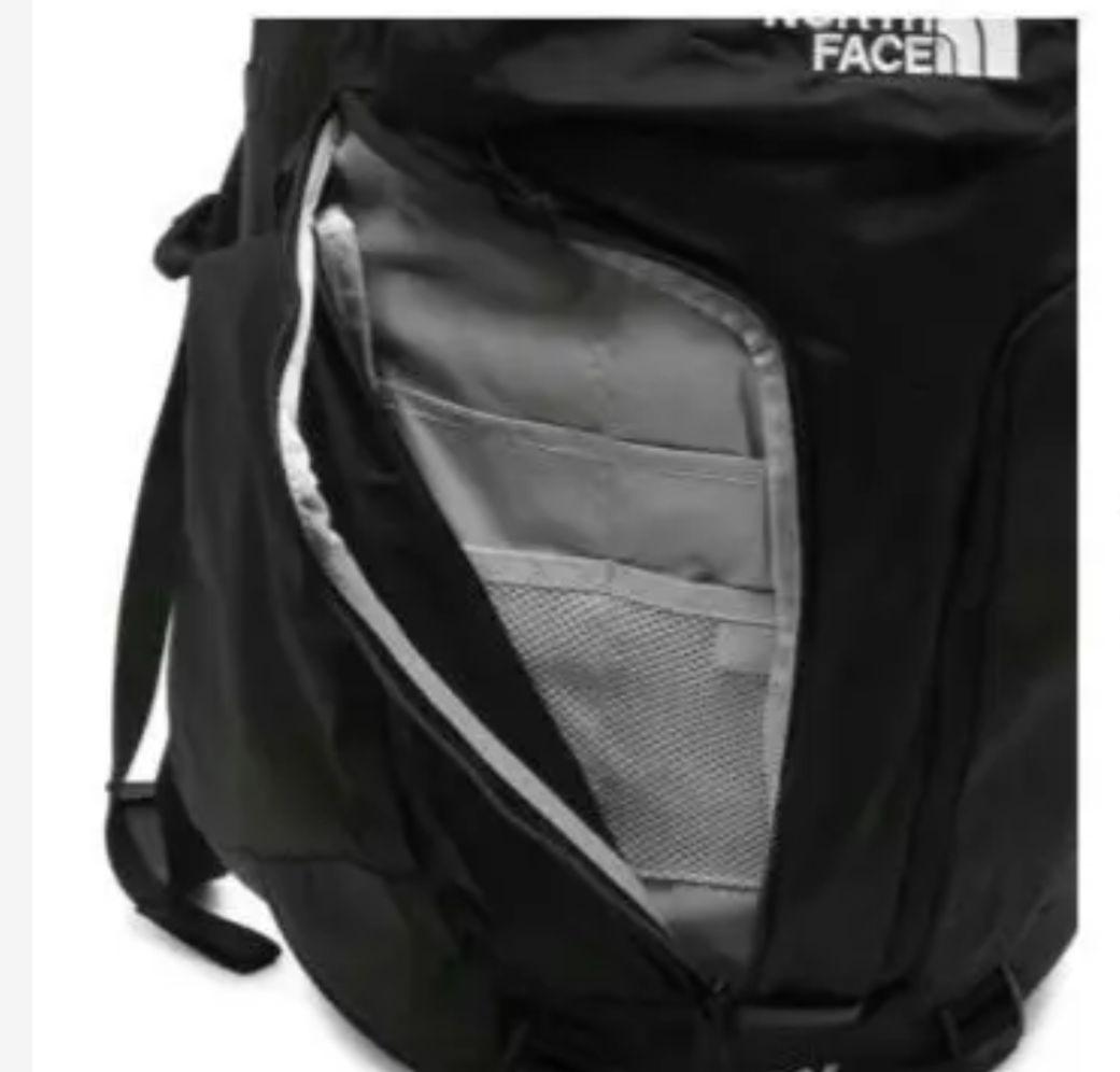 【新品】THE NORTH FACE NF0A525G 4HF SURGE