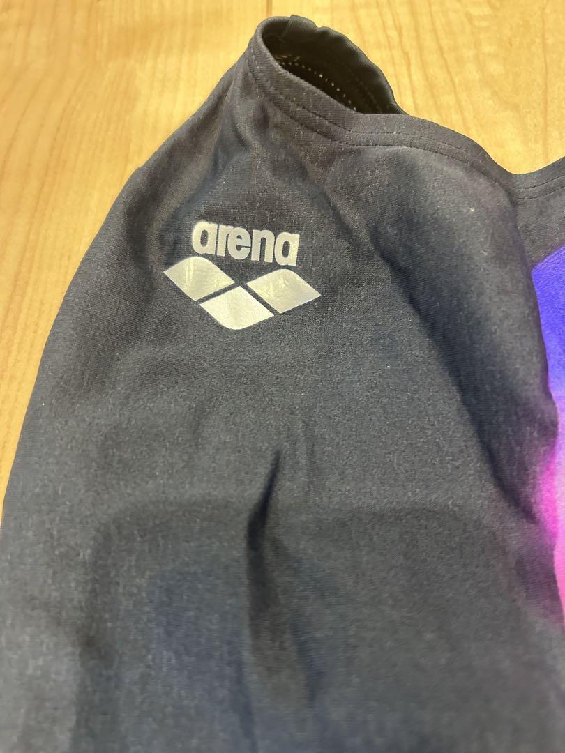 競泳水着　arena 新品
