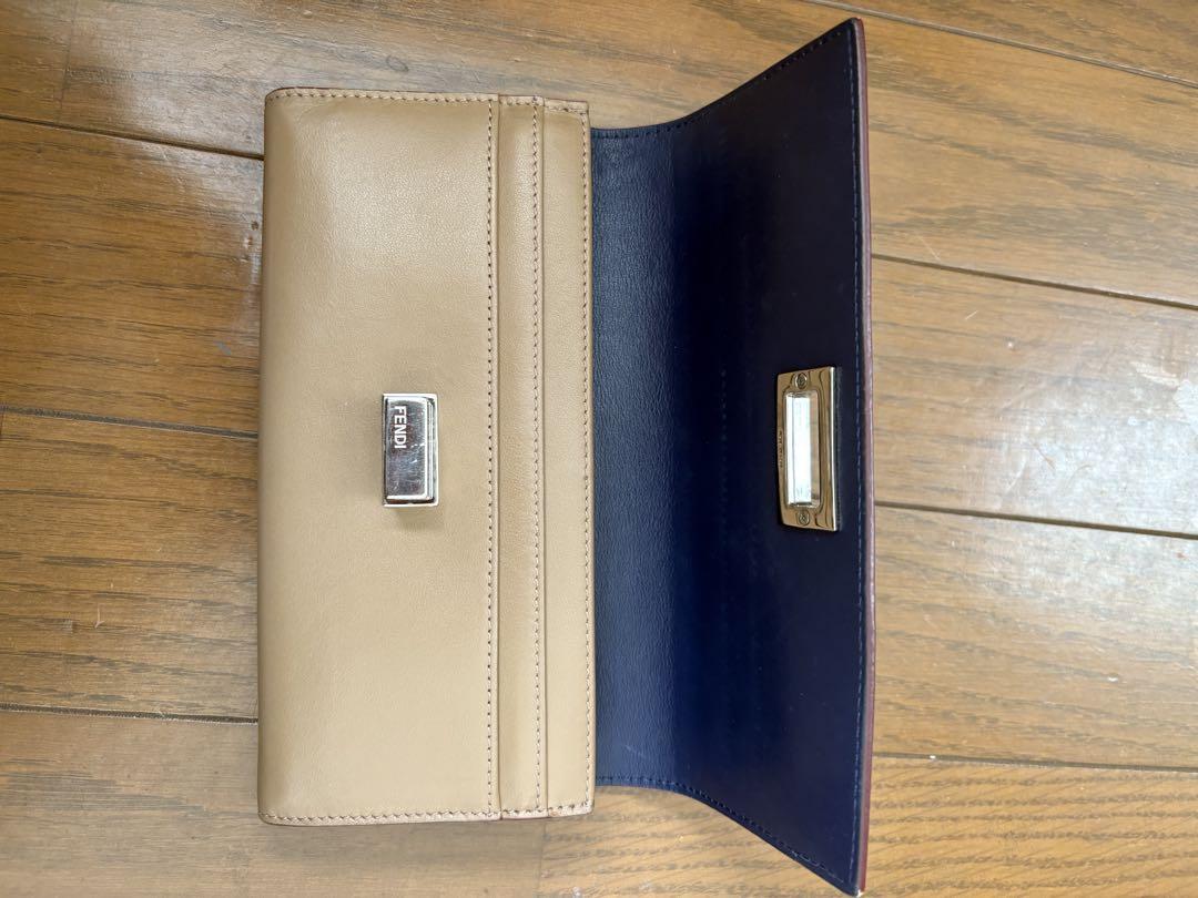 FENDI ピーカブー　長財布