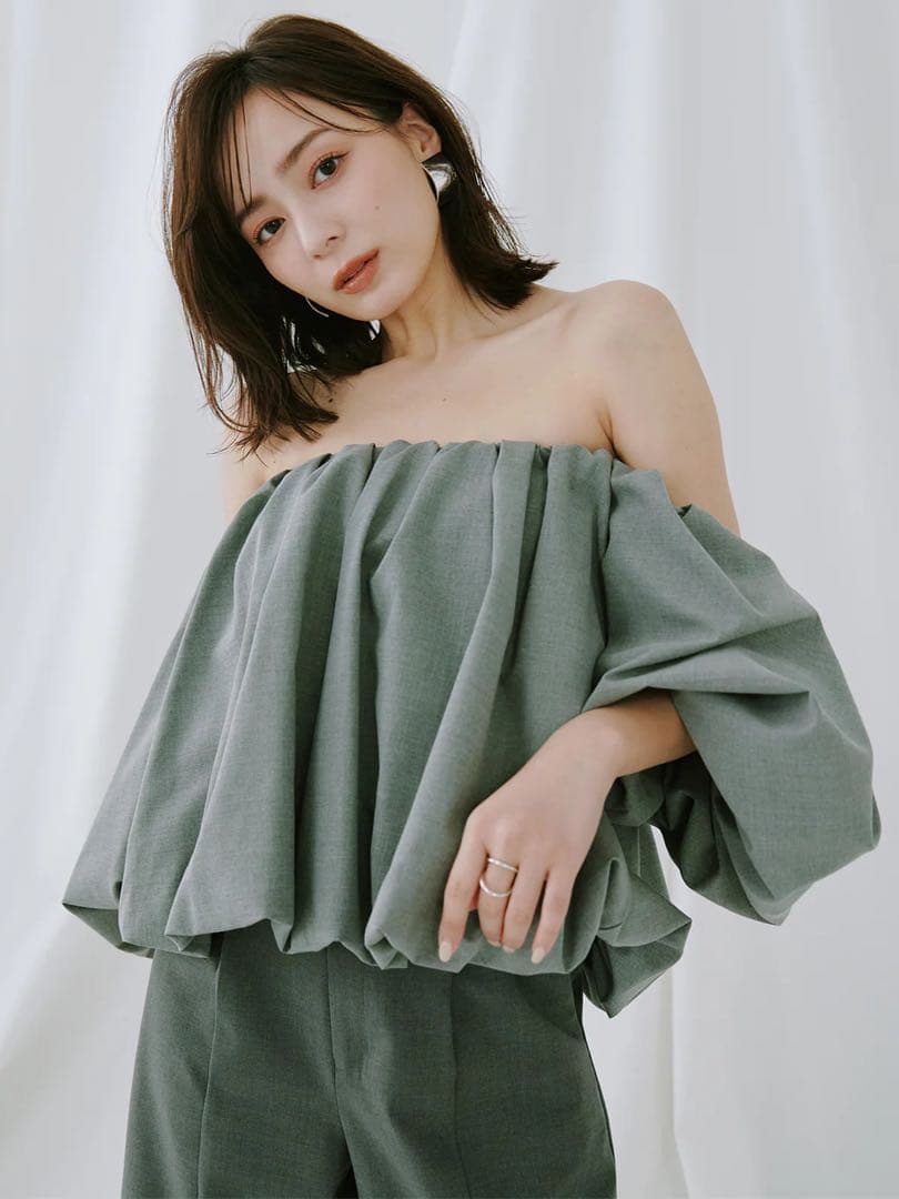 anuans/ボリュームバルーントップス