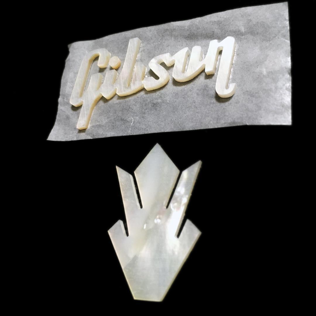 Gibson 50年代ロゴ ＆ クラウン・インレイ　1.3mm厚セット
