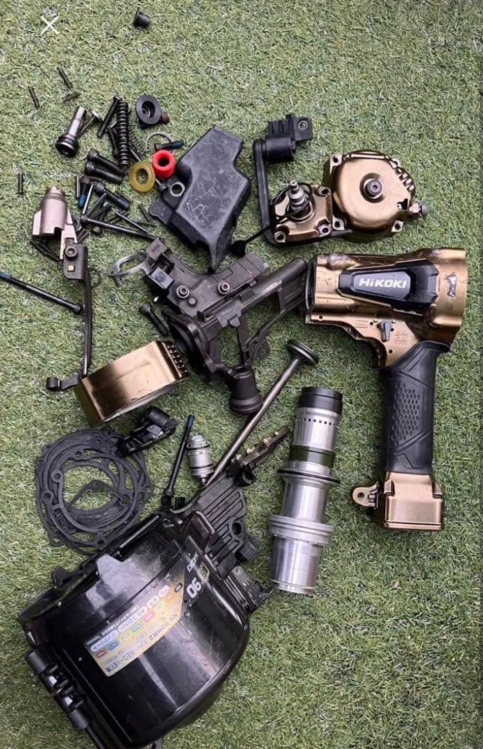 HIKOKI高圧釘打ち機NVー90HR2やや傷や汚れあり