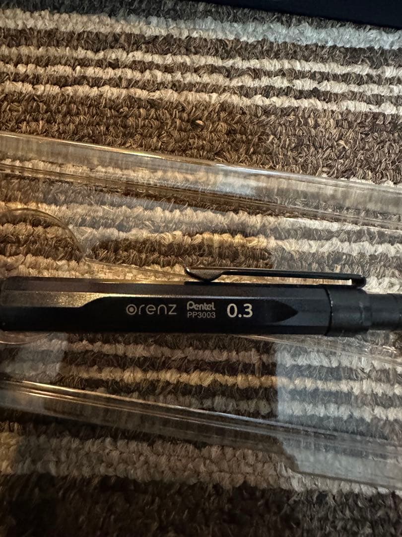 Pentel Orenznero 0.3 限定色シャープペンシル本体 箱付き Pentel Orenznero 0.3 限定色シャープペンシル本体 箱付き