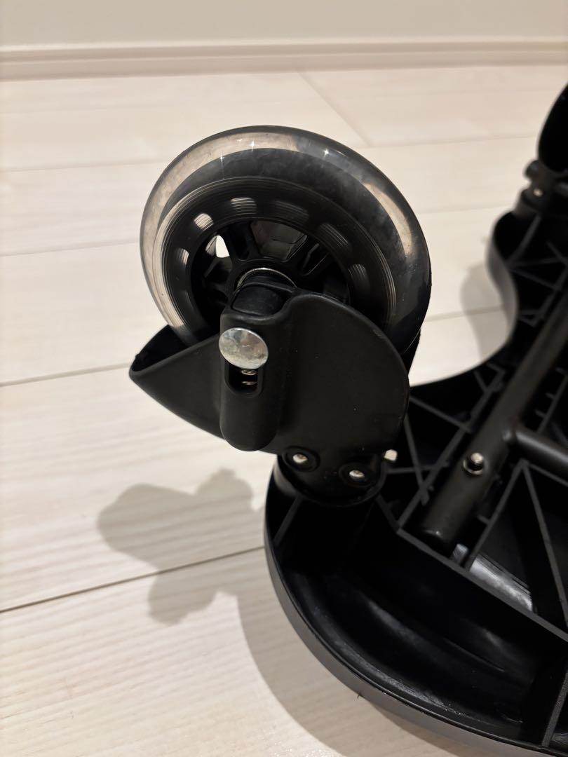 ベビーカーステップ　背もたれハンドル付き