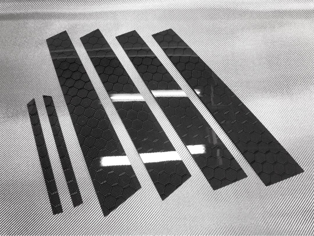 レクサス IS 30系【リアルカーボン／ハニカム織り】ピラーガーニッシュ
