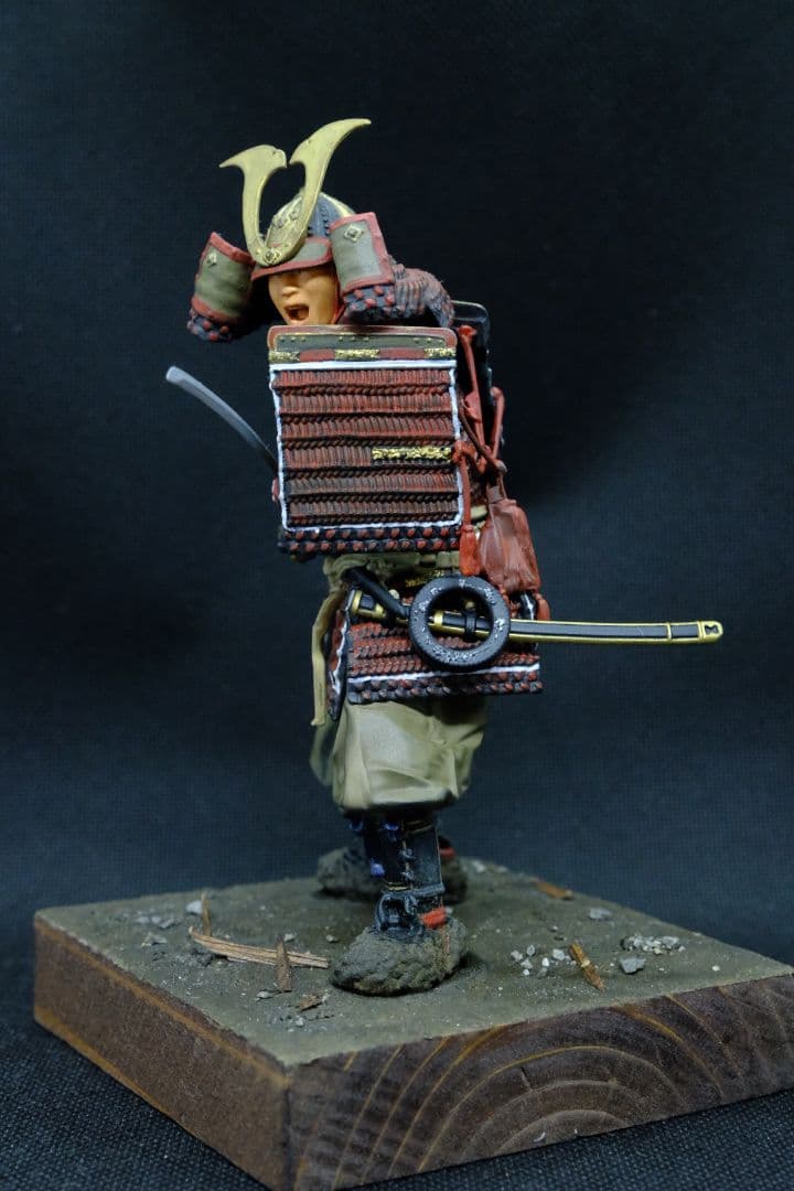 鎌倉時代の鎧武者　プラモデル・ジオラマベース　完成品
