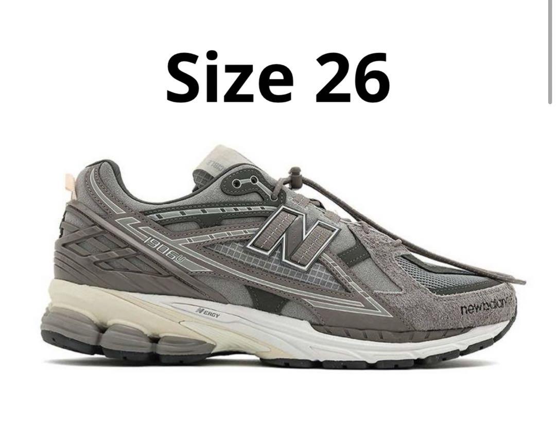 ニューバランス 2002R Gore-Tex