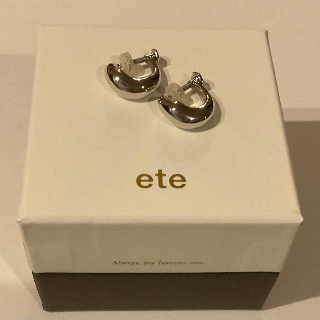エテ ete ドロップ フープイヤリング
