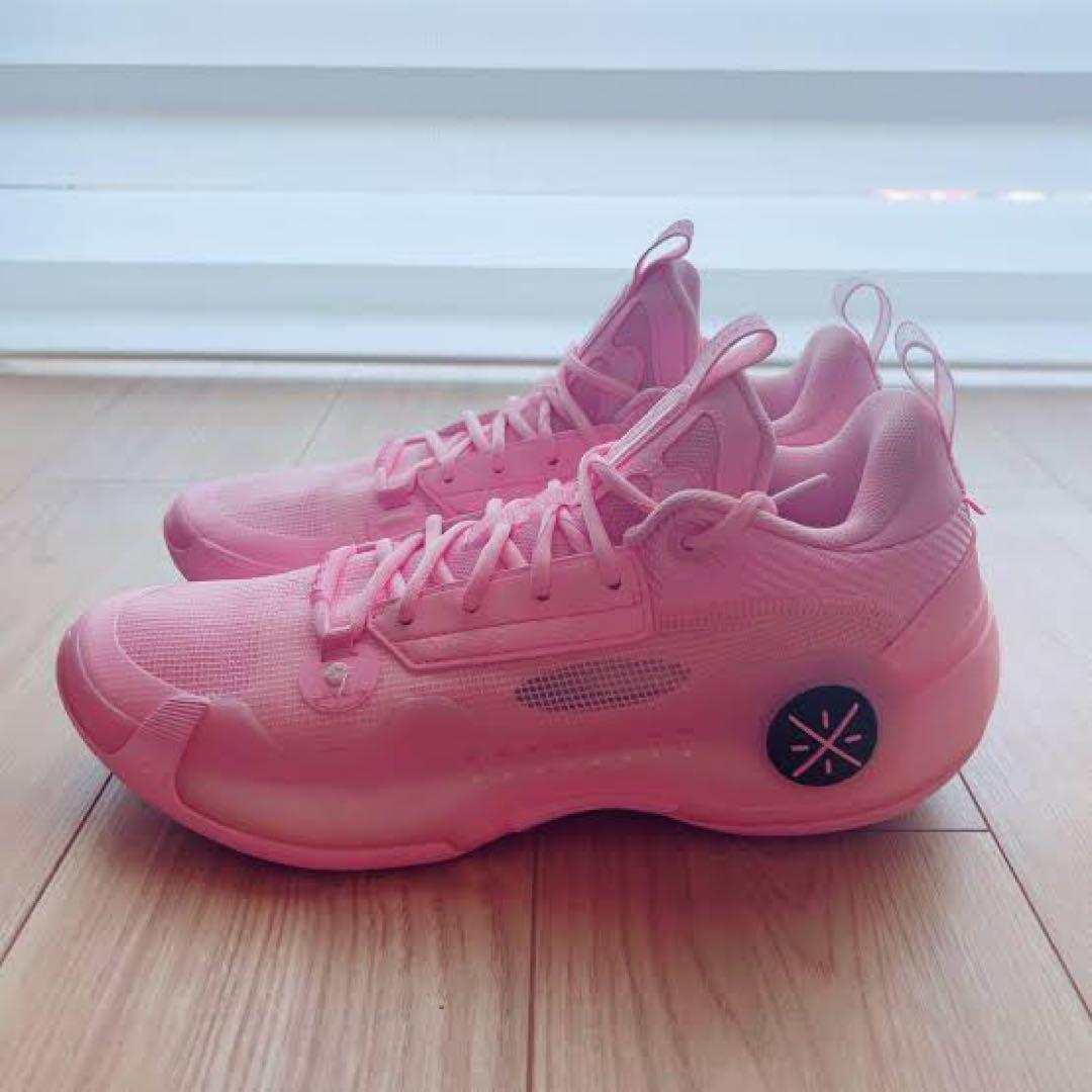 ピンク バスケットボールシューズ (Way Of Wade)