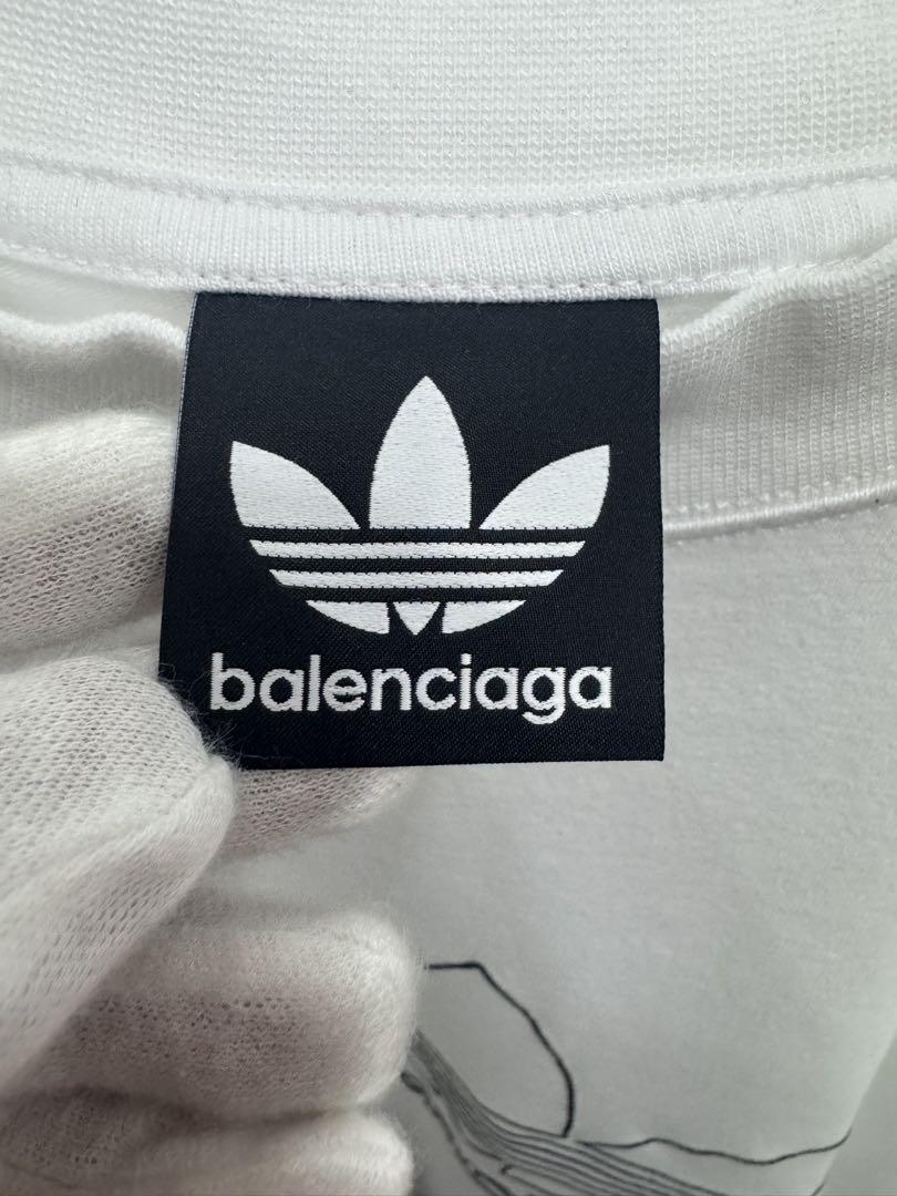 BALENCIAGA × ADIDAS☆ロゴ刺繍 オーバーサイズ Tシャツ BALENCIAGA ADIDAS ロゴ刺繍オーバーサイズTシャツ