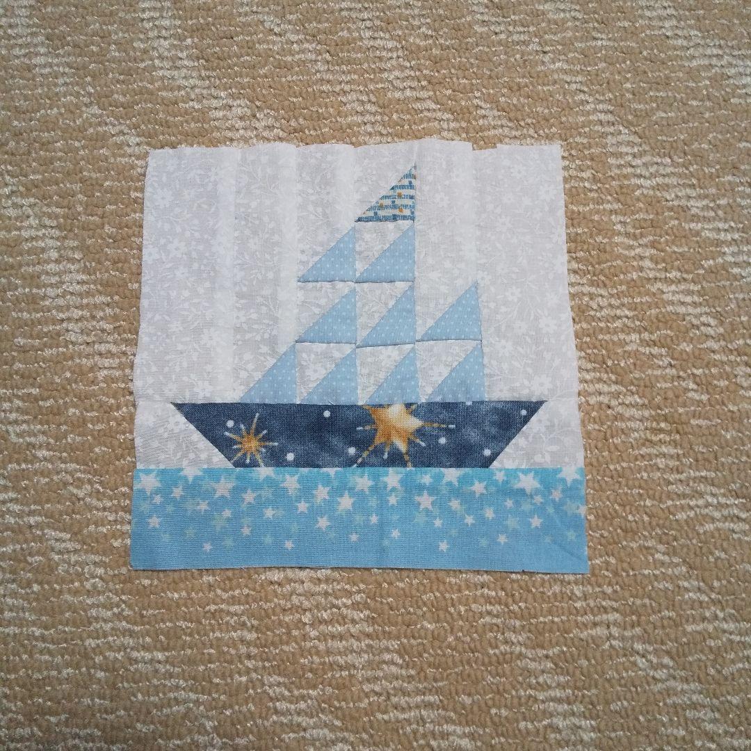 パッチワーク キルトトップ 未完成 ハンドメイド - メルカリ