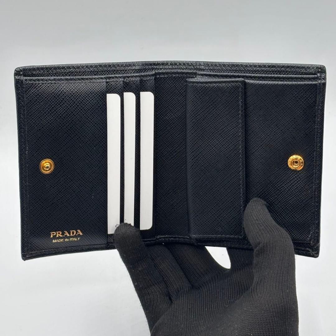 人気 極美品 現行 IC プラダ 二つ折り財布 サフィアーノ 黒 1MV204 人気 極美品 現行 IC プラダ 二つ折り財布 サフィアーノ 黒 1MV204