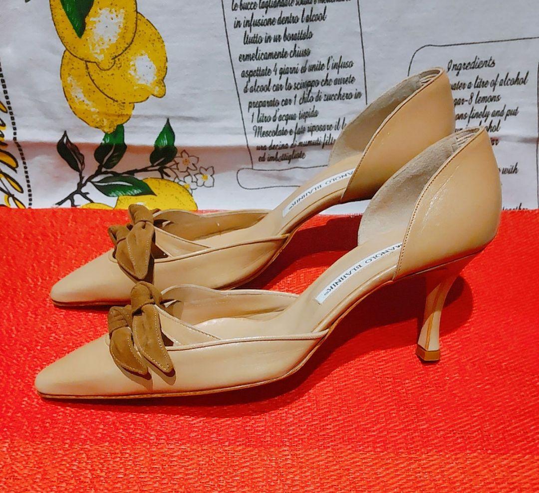 MANOLO BLAHNIK ベージュパンプス サイズ・23.5cm - メルカリ