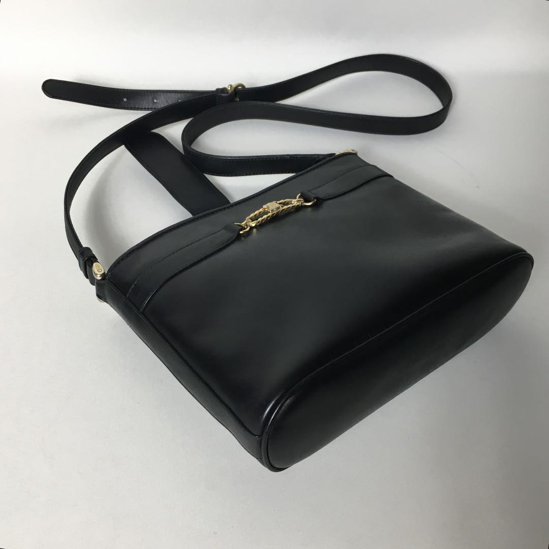 2505-8｜セリーヌ ショルダーバッグ レザー ブラック トリオンフ ロゴ金具 2505-8｜セリーヌ ショルダーバッグ レザー ブラック トリオンフ