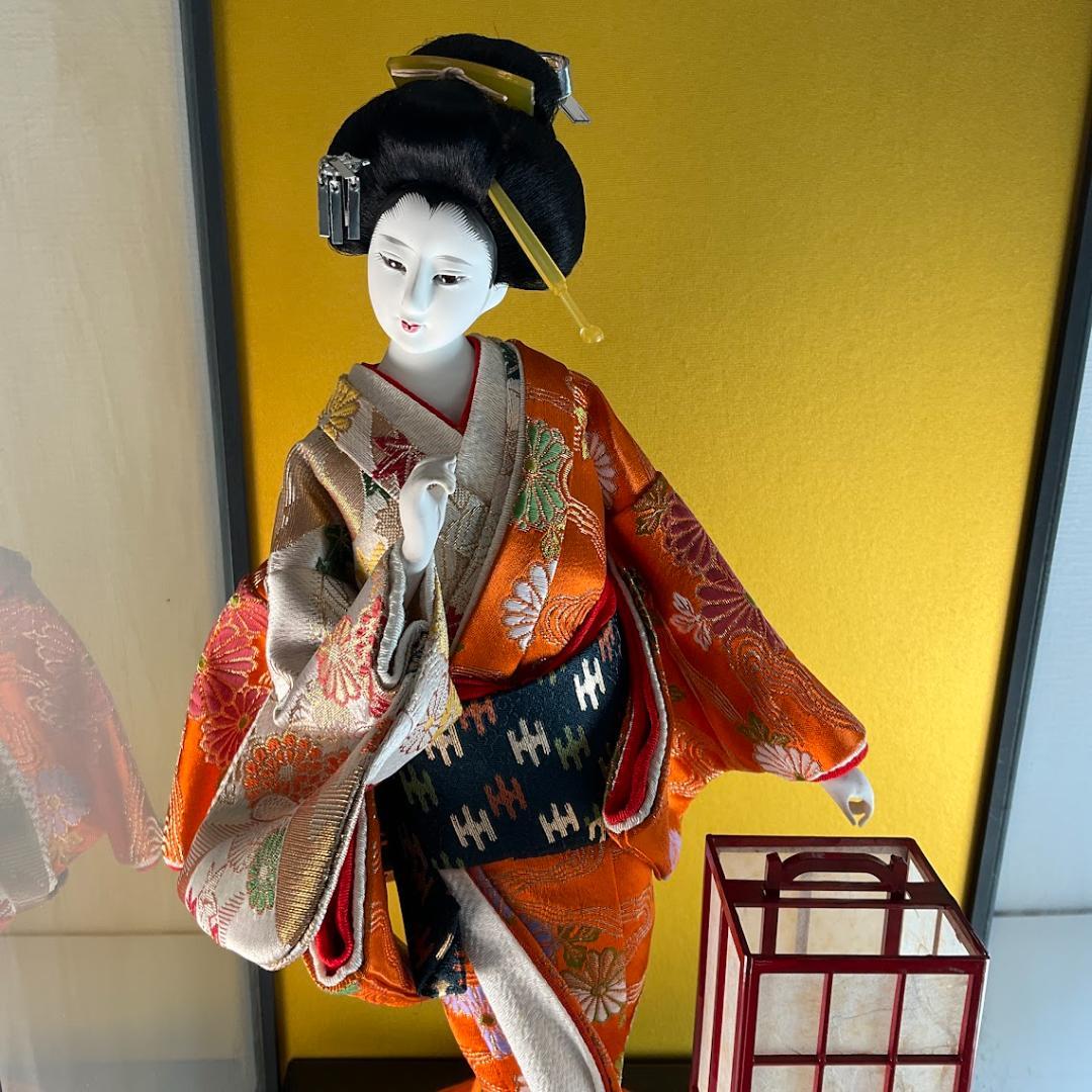 最新情報 御所人形 ケース付き オレンジの衣装 - メルカリ 工芸品