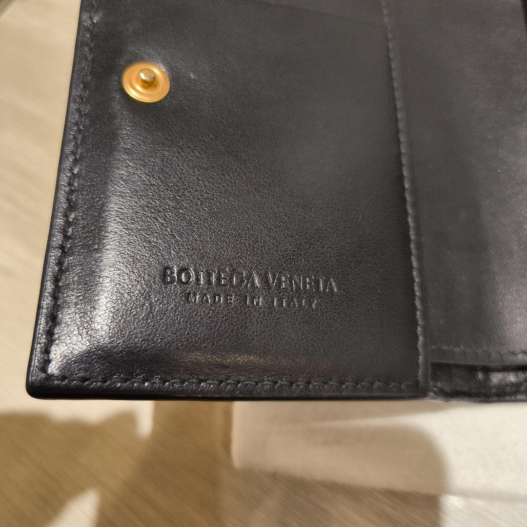 BOTTEGA VENETA ブラック スモールカセット二つ折り財布　ボッテガ