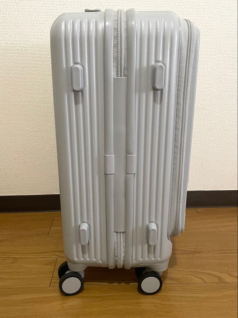 innovator スーツケース 38L グレー ストーン innovator スーツケース 38L グレー ストーン イノベーター