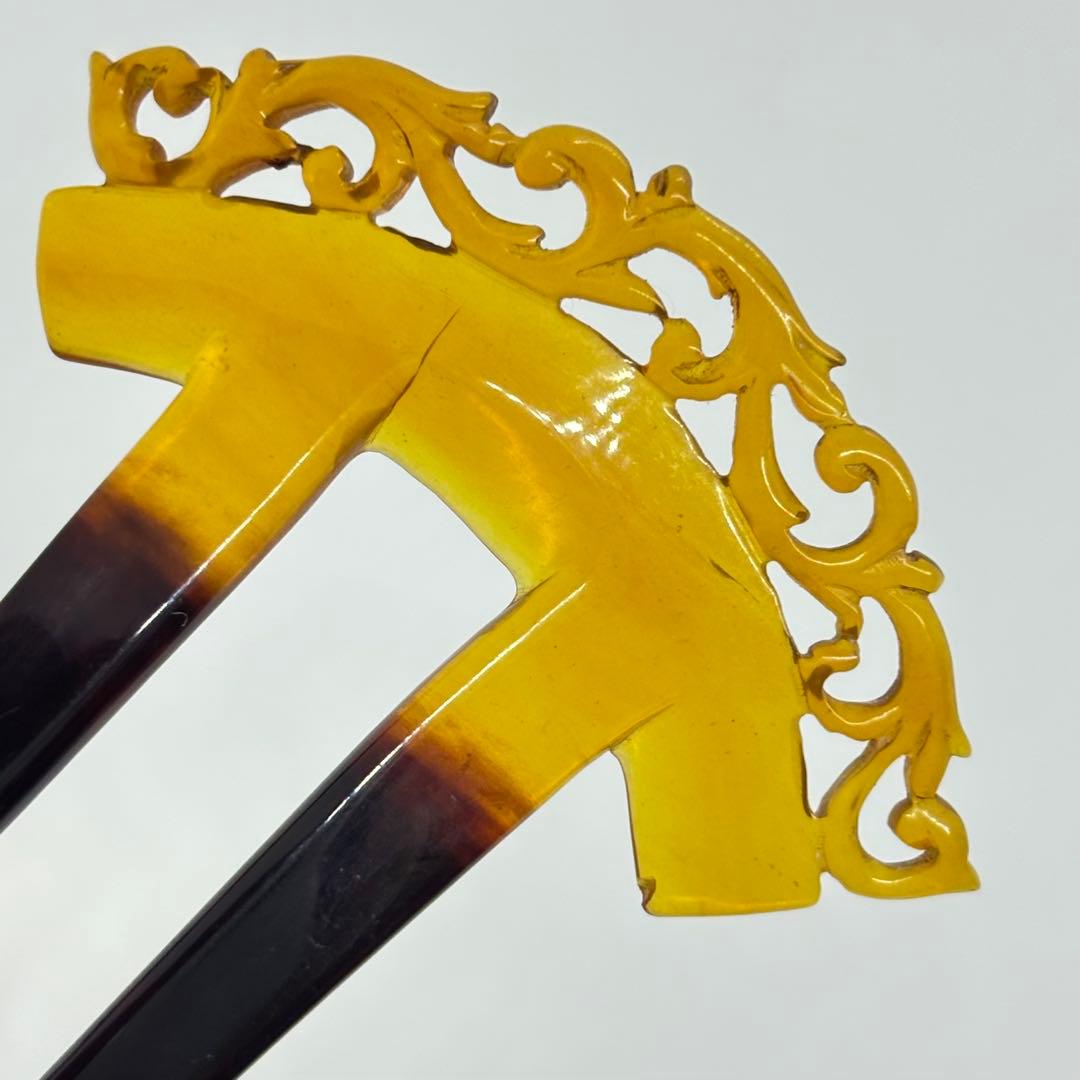 鼈甲　唐草透かし彫りの銀杏型の簪 かんざし バチ型 髪飾り 成人式 振袖 前撮り 袴 花 浴衣 夏祭り 花火