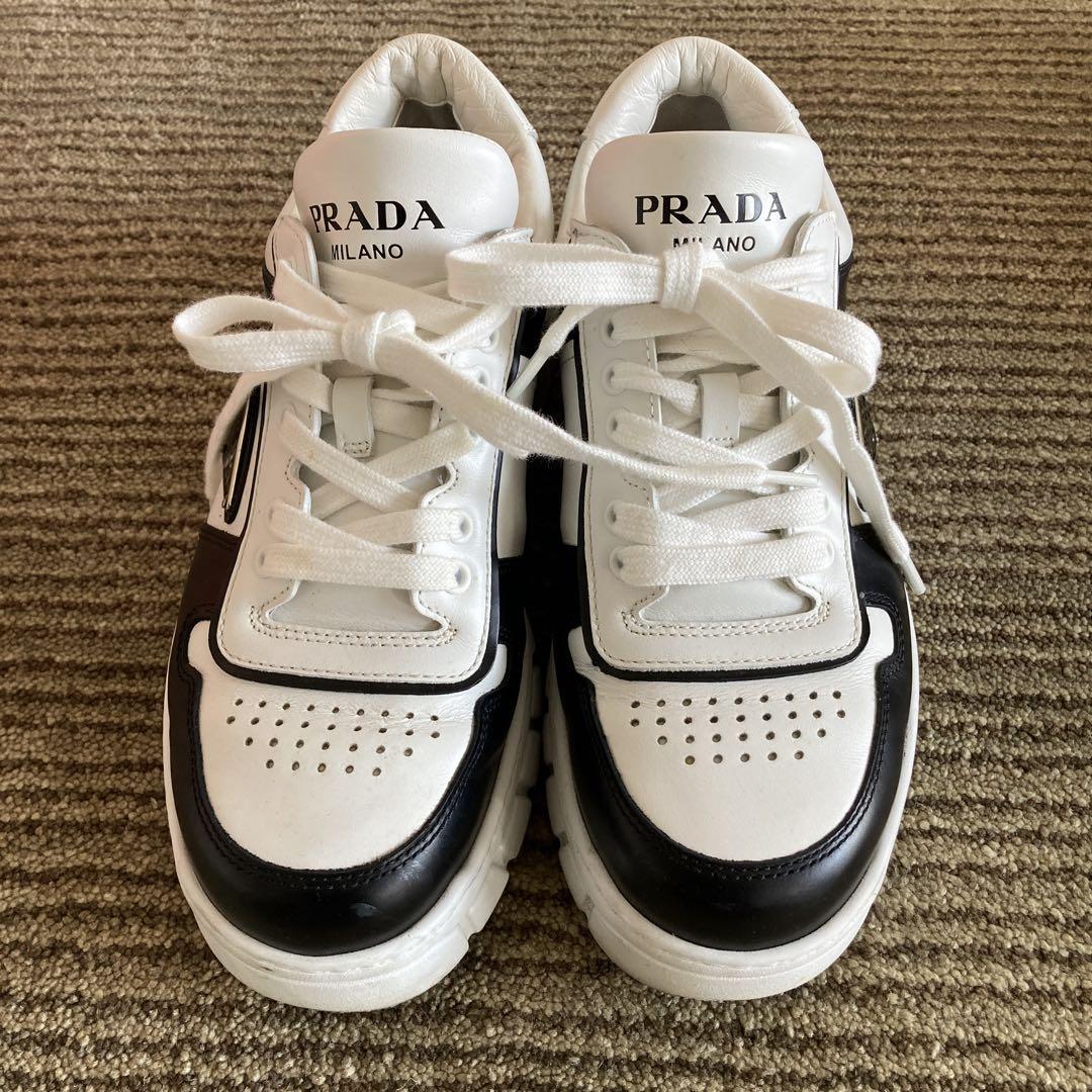 PRADA スニーカー ホワイト/ブラック