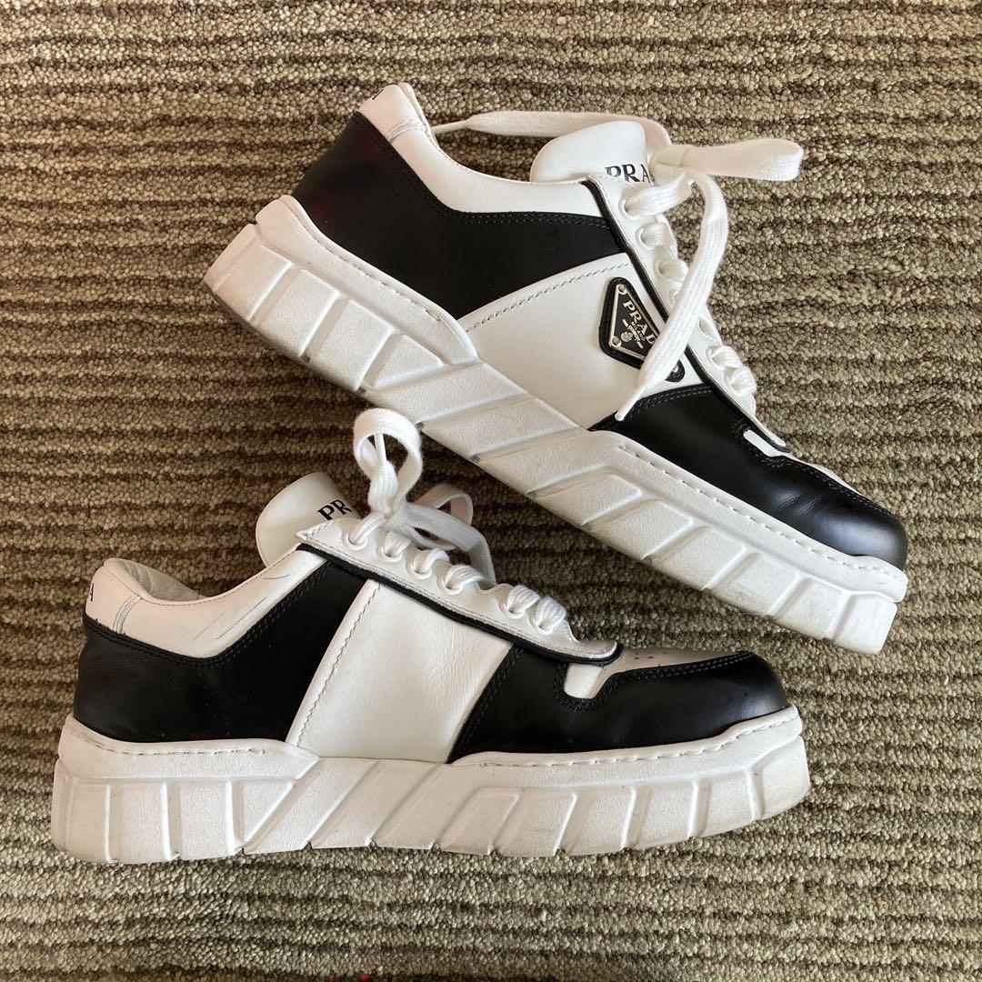 PRADA スニーカー ホワイト/ブラック