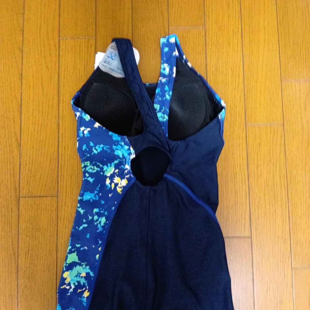 新品未使用　アリーナ水着13号