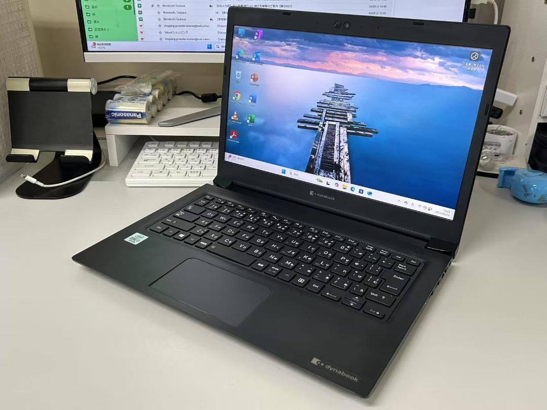 ノートパソコン 第10世代 Corei7/16GB/256GB オフィス付き⑰