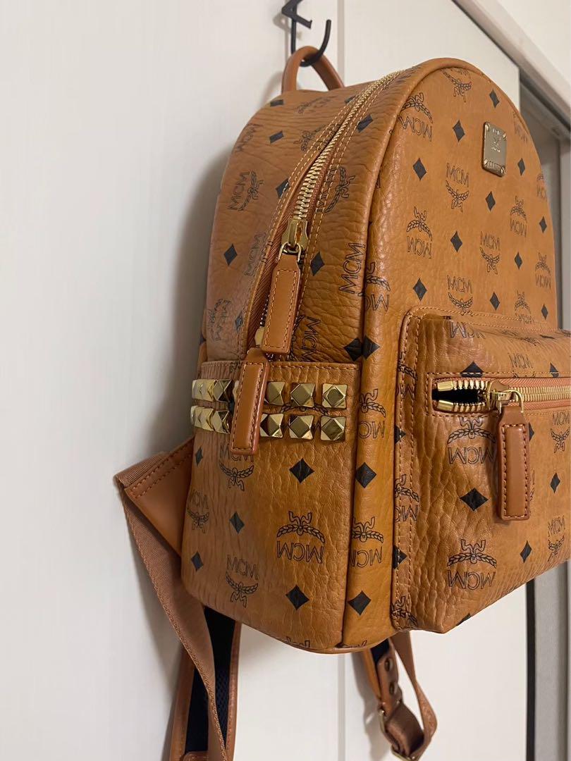 MCM ブラウンスタッズリュック