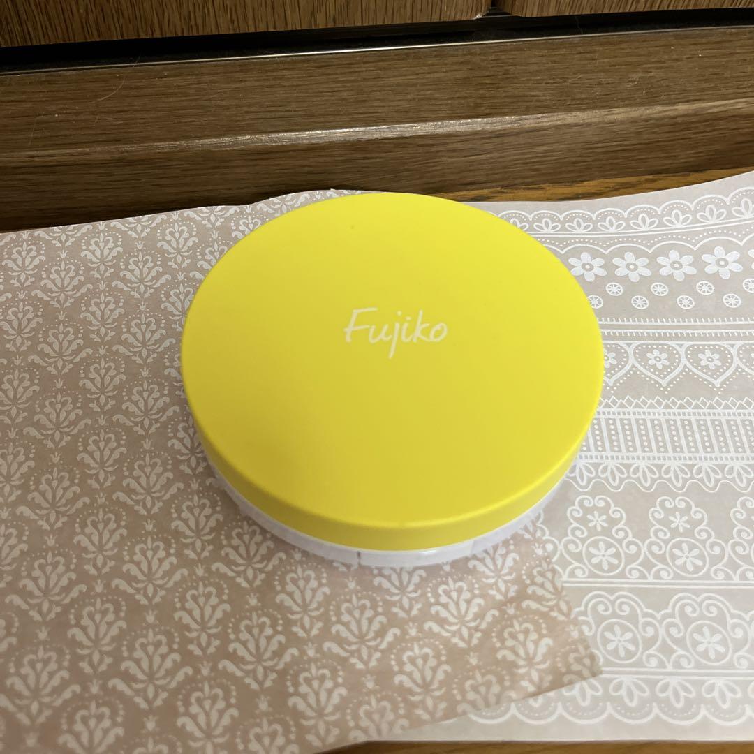 〈新品未使用 〉フジコ あぶらとりウォーターパウダー 25ｇ