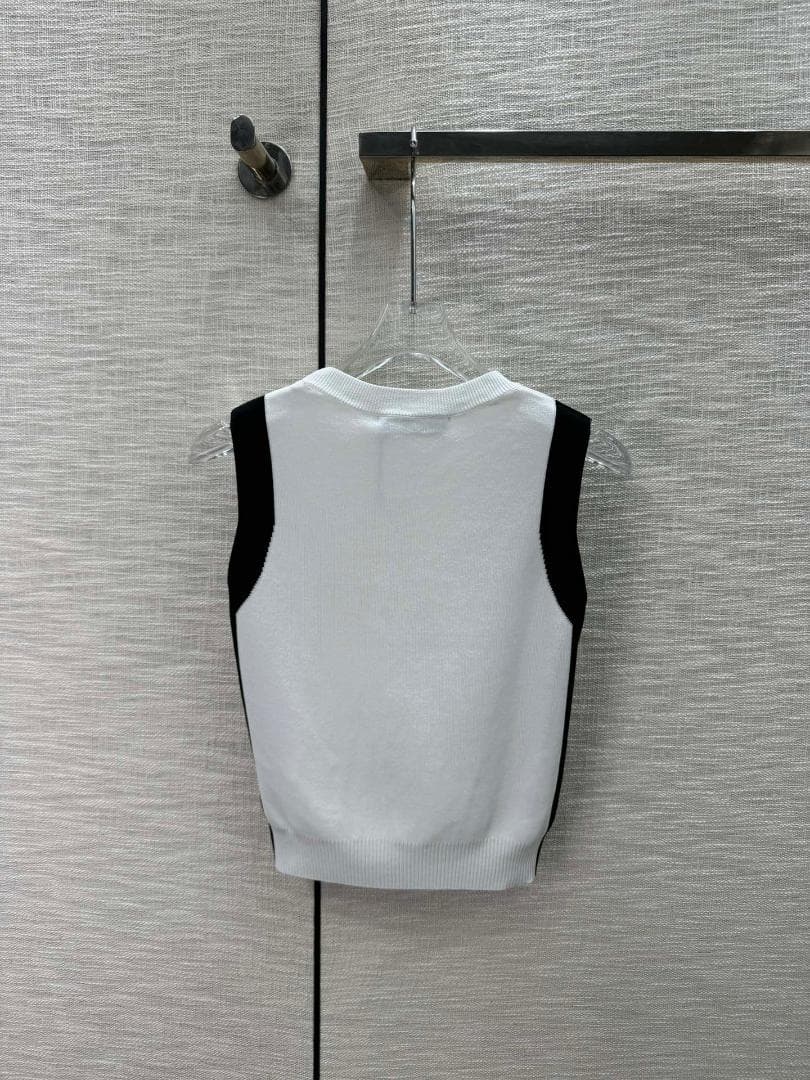 SALE ノースリーブニット ホワイト