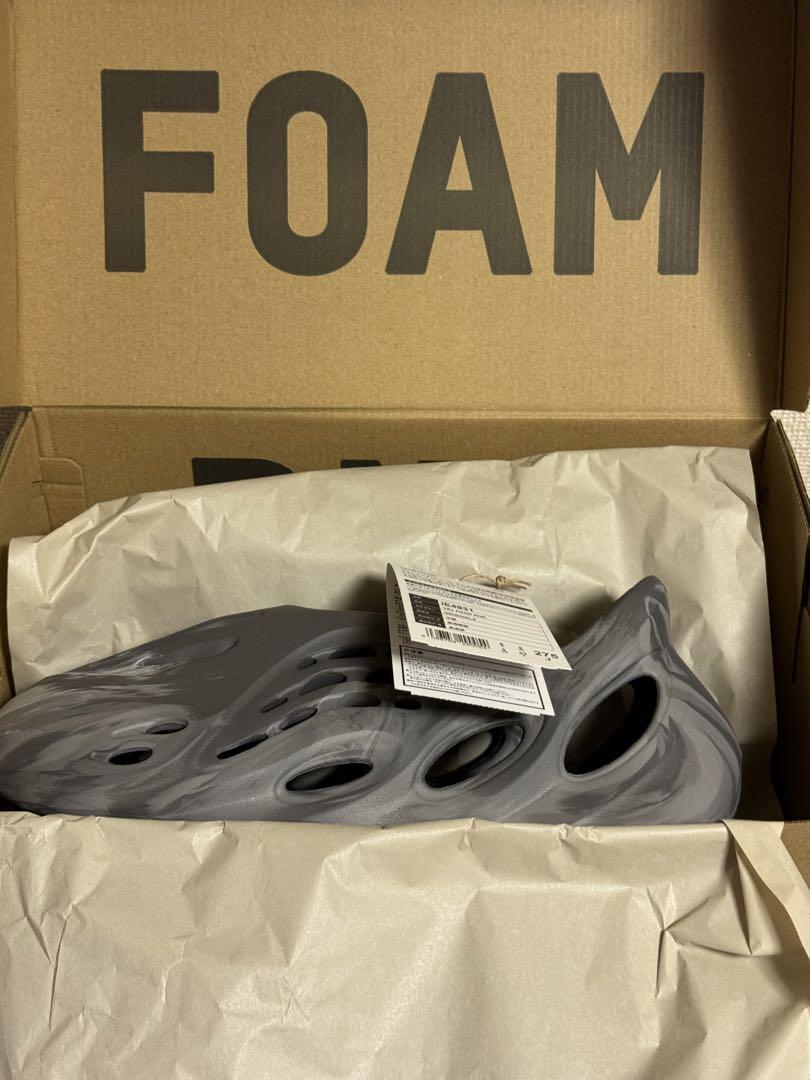 アディダス　YEEZY FOAM Runnerアディダス YZY 27.5
